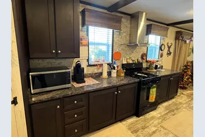 5656 Monroe Road, Lakeview, MI 48850 - Photo 5