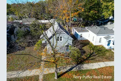 305 N Robert Street, Ludington, MI 49431 - Photo 37