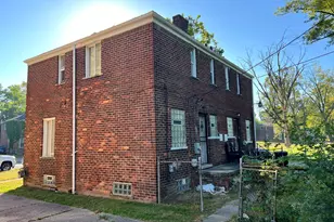 9151 Mansfield St, Detroit, MI 48228 - Photo 13