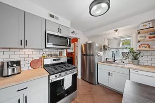 3034 Paxton St, Ferndale, MI 48220 - Photo 11