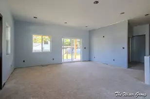 402 48th St SE, Kentwood, MI 49548 - Photo 5