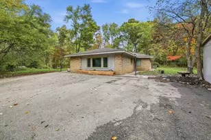 3774 3 Mile Rd NE, Grand Rapids, MI 49525 - Photo 3