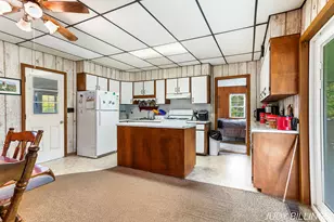 1676 68th St, Fennville, MI 49408 - Photo 23