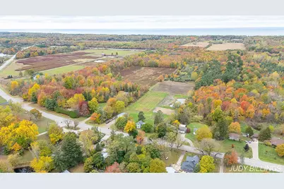 1676 68th Street, Fennville, MI 49408 - Photo 17