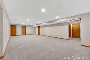 1127 S Robinhood Dr, Muskegon, MI 49445 - Photo 29