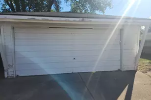 23906 Ada Ave, Warren, MI 48091 - Photo 11