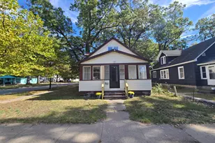 1752 Wood St, Muskegon, MI 49442 - Photo 3