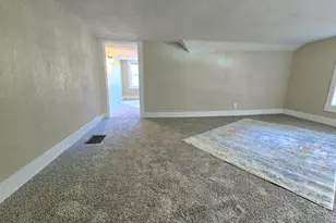 1752 Wood St, Muskegon, MI 49442 - Photo 27