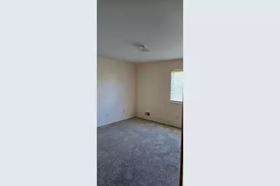 8688 Villa Lane Lane, Warren, MI 48093 - Photo 9