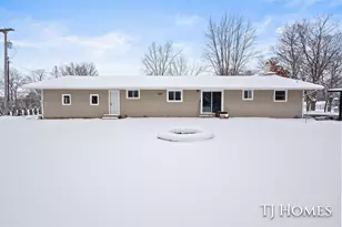 9188 Whittall St NE, Rockford, MI 49341 - Photo 35
