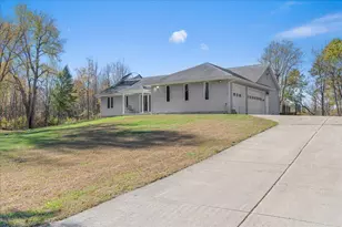 13158 Wood Rd, Bath, MI 48808 - Photo 47