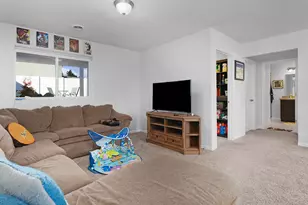 825 Amber Ridge Dr Dr SW, Byron Center, MI 49315 - Photo 11