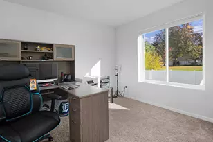 825 Amber Ridge Dr Dr SW, Byron Center, MI 49315 - Photo 9