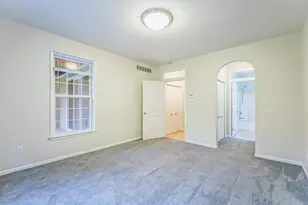 2962 Hunley Dr, Ann Arbor, MI 48105 - Photo 11
