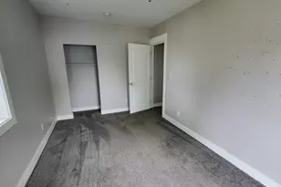 913 N Monroe Street SE, Lowell, MI 49331 - Photo 9