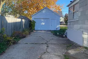 1132 NW Davis Ave, Grand Rapids, MI 49504 - Photo 15