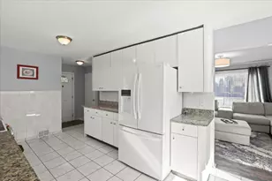 29945 Everett St, Southfield, MI 48076 - Photo 11