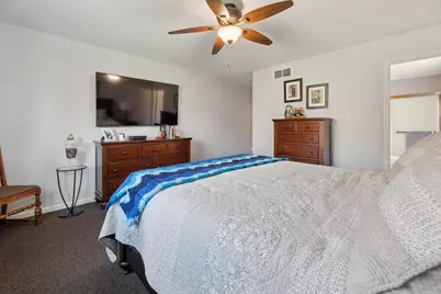 4738 Summer Ridge Drive, Howell, MI 48843 - Photo 27