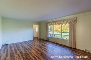 1520 Winifred St, Jenison, MI 49428 - Photo 5