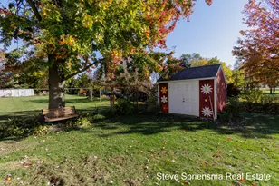 1520 Winifred St, Jenison, MI 49428 - Photo 31