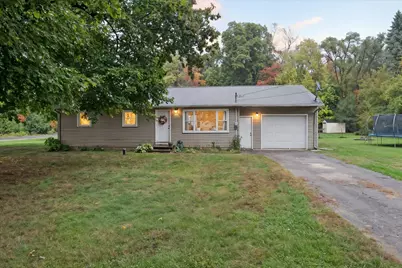 13017 Brockway Boulevard, Vicksburg, MI 49097 - Photo 1