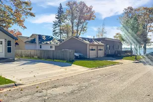 112 Iroquois Pl, Cadillac, MI 49601 - Photo 25