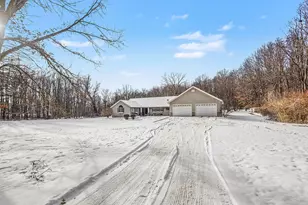 15627 13 Mile Rd, Battle Creek, MI 49014 - Photo 5