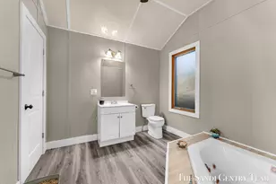 1963 Kregel Ave, Muskegon, MI 49442 - Photo 17