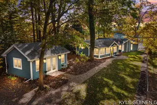 6365 Waters Edge Ln, Saugatuck, MI 49453 - Photo 3