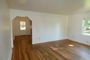 1027 Superior St, Benton Harbor, MI 49022 - Photo 7