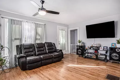 905 Courtney Street NW, Grand Rapids, MI 49504 - Photo 7