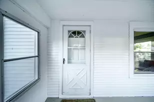 521 Oakhill Ave, Jackson, MI 49201 - Photo 5