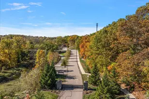 6562 Round Hill Ct SE, Grand Rapids, MI 49546 - Photo 3