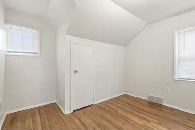 314 W Muir Avenue, Hazel Park, MI 48030 - Photo 25