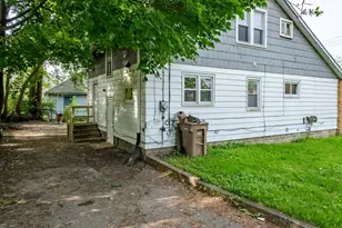 44 Euclid Ave, Pontiac, MI 48342 - Photo 3