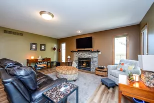 1381 Country Knoll Pl, Saint Joseph, MI 49085 - Photo 13