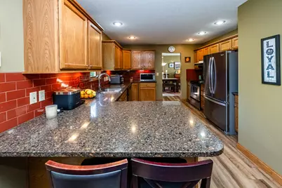 1381 Country Knoll Place, Saint Joseph, MI 49085 - Photo 7