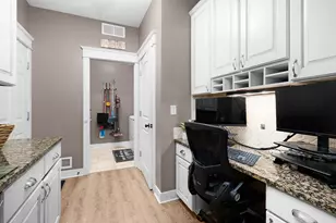 578 Melissa Ct NE, Comstock Park, MI 49321 - Photo 23