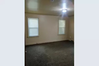 11545 Kenmoor Street, Detroit, MI 48205 - Photo 9