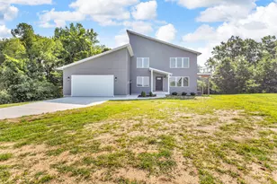 6835 S Price Lake Dr, Jackson, MI 49201 - Photo 1