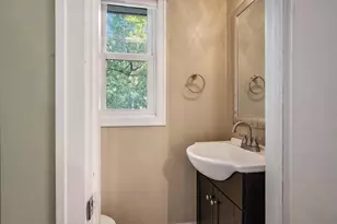 1030 Benjamin Ave SE, Grand Rapids, MI 49506 - Photo 13