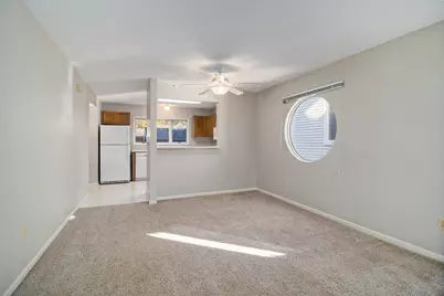 317 Fifth Avenue #2, Manistee, MI 49660 - Photo 5