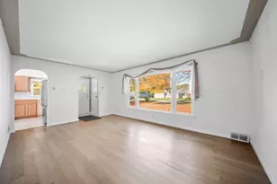 73 Eugene Ave, Norton Shores, MI 49441 - Photo 5