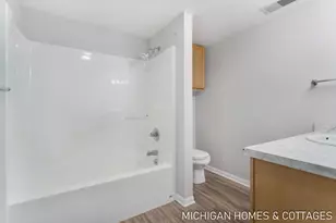 634 Wilshire Ct, Holland, MI 49423 - Photo 27