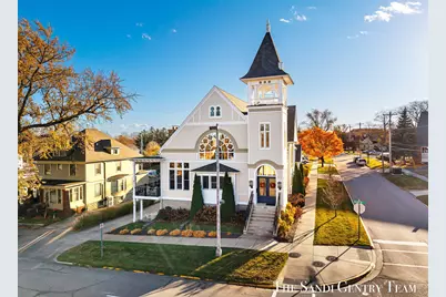 600 Washington Avenue, Grand Haven, MI 49417 - Photo 3