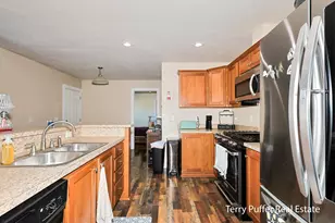 796 Strawberry Ln, Muskegon, MI 49442 - Photo 7