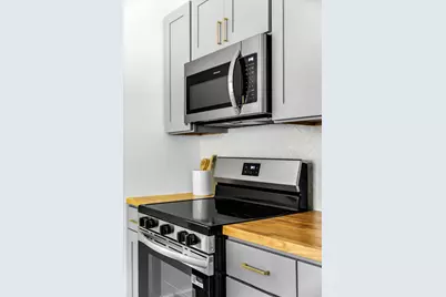 628 E Madison Street E, Hastings, MI 49058 - Photo 9