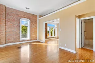 17 W 10th St, Holland, MI 49423 - Photo 11