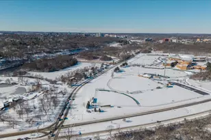 333 Riverview Dr, Ann Arbor, MI 48104 - Photo 63