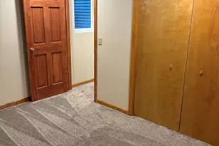 9114 N Riverview Dr, Kalamazoo, MI 49004 - Photo 25